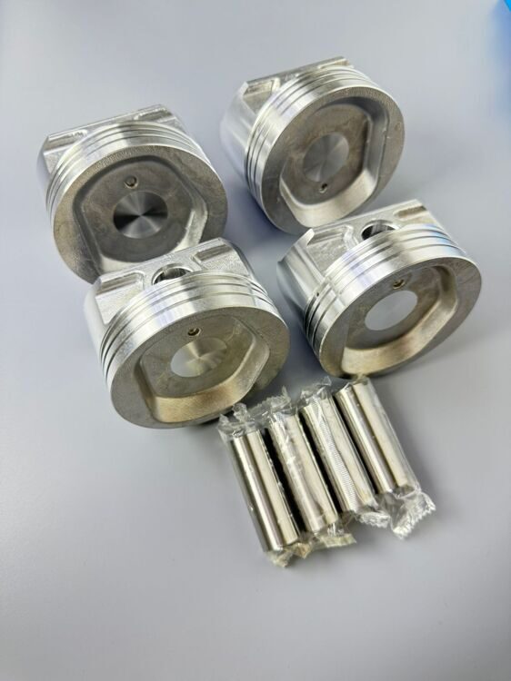 Комплект поршни и кольца в сборе NISSAN K25 STD (T1,5) N-12010-FU522 (НЛ) ( 4 шт.)